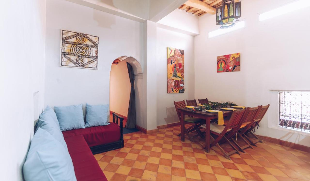 ホテル Monkey Fingers House By Fatima Mellal タンギール エクステリア 写真
